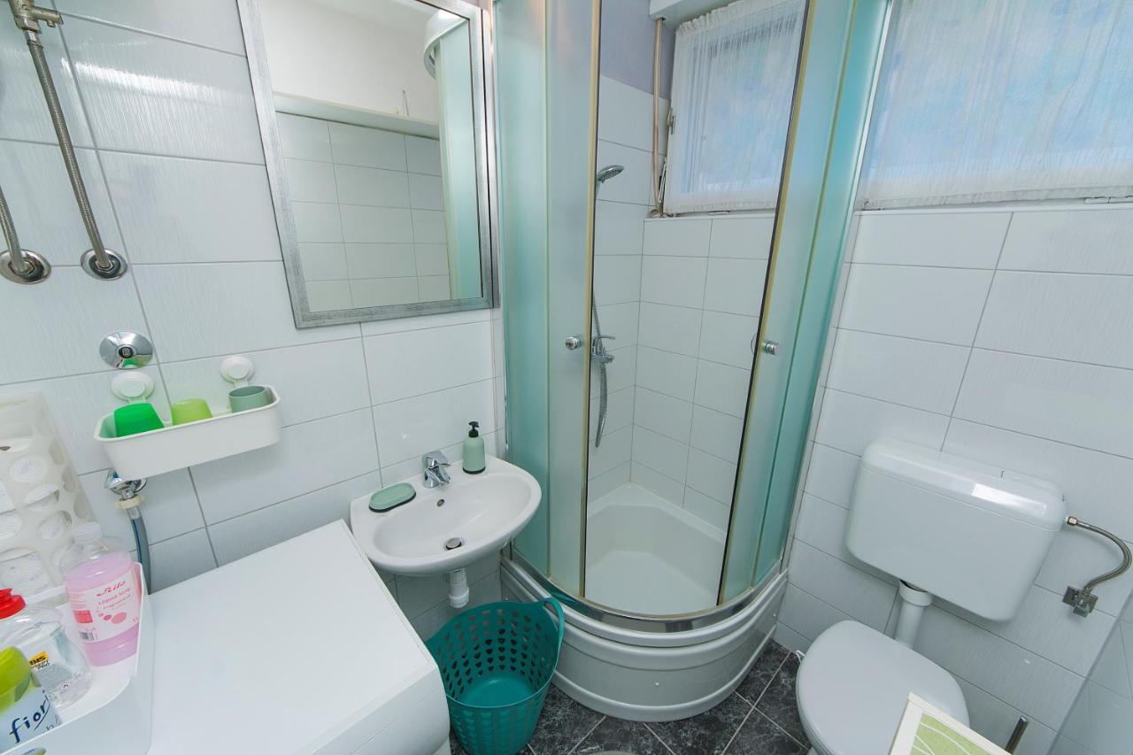 Aart Apartment